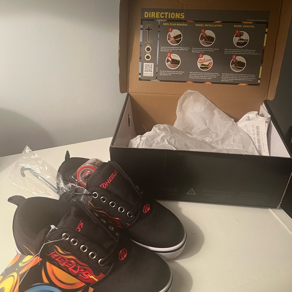 Heelys Black Shoes with Red Flame Accent